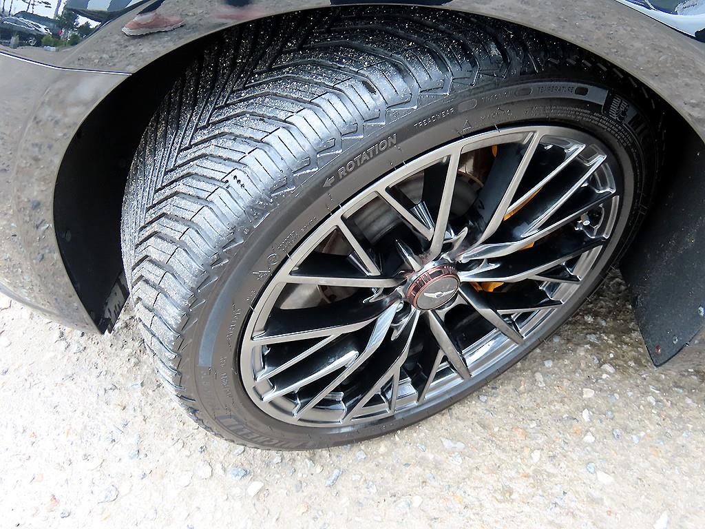 Genesis G80 — photo 20