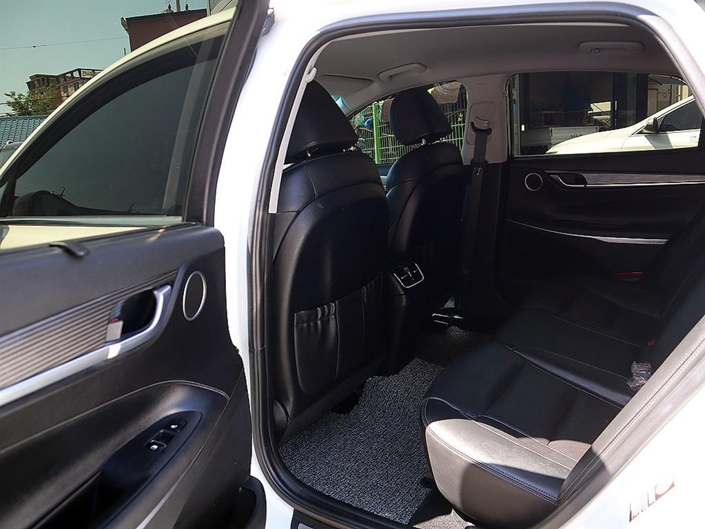 Hyundai Grandeur — photo 07