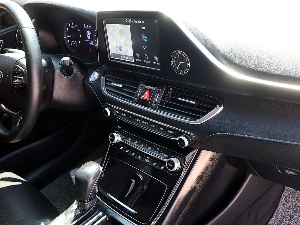 Hyundai Grandeur — photo 11
