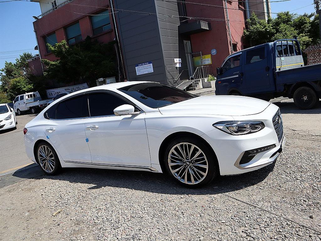 Hyundai Grandeur — photo 20