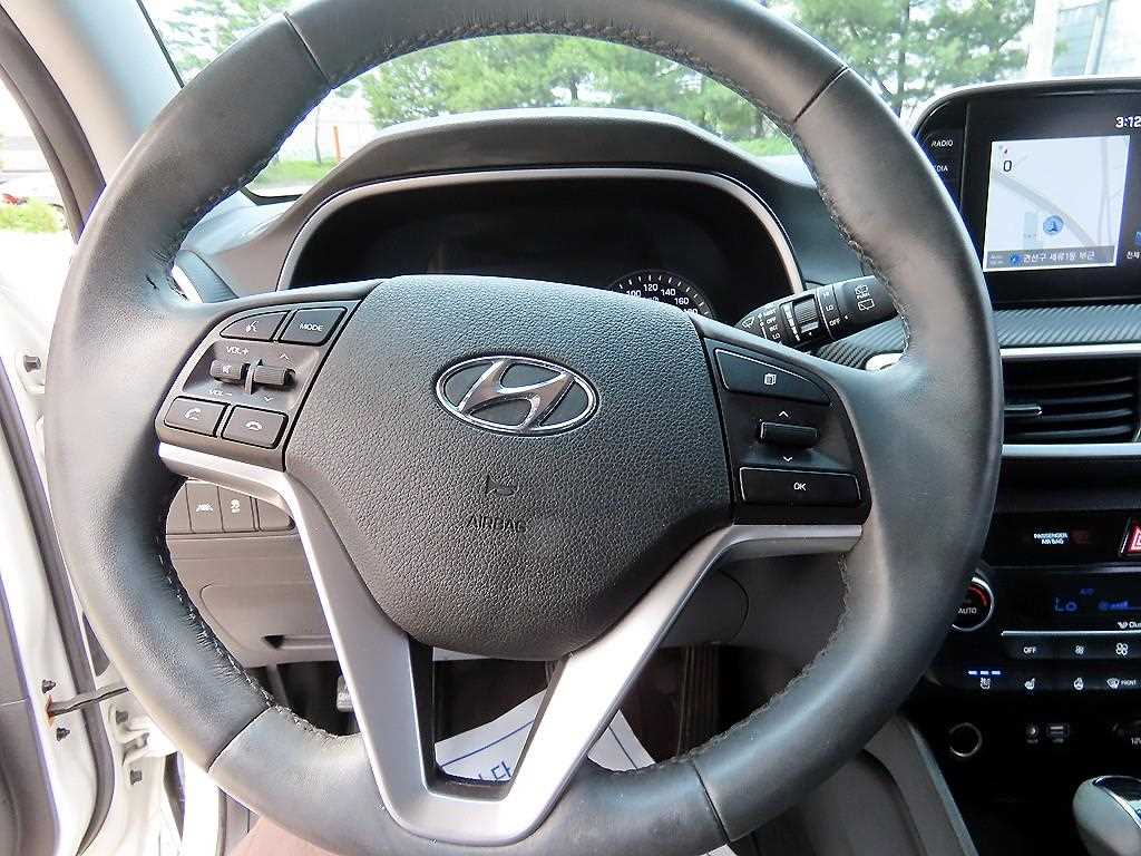 Hyundai Tucson — photo 08