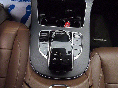 Mercedes-Benz E-Class — photo 12
