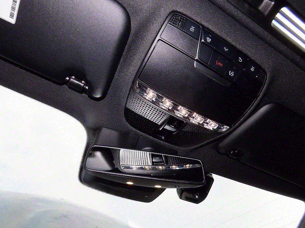 Mercedes-Benz E-Class — photo 14