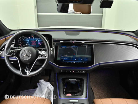 Mercedes-Benz E-Class — photo 07