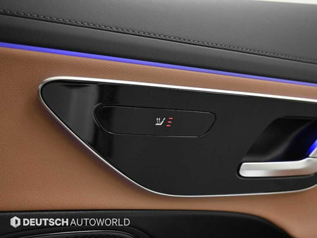 Mercedes-Benz E-Class — photo 16