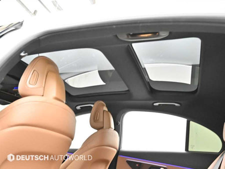 Mercedes-Benz E-Class — photo 18