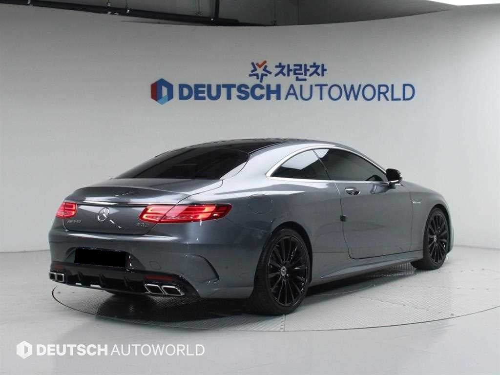 Mercedes-Benz S-Class — photo 02