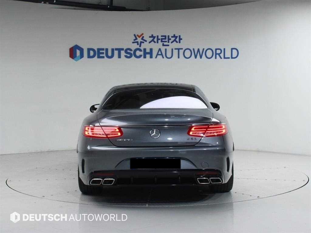 Mercedes-Benz S-Class — photo 04