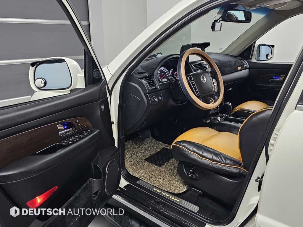 KGM Rexton — photo 11