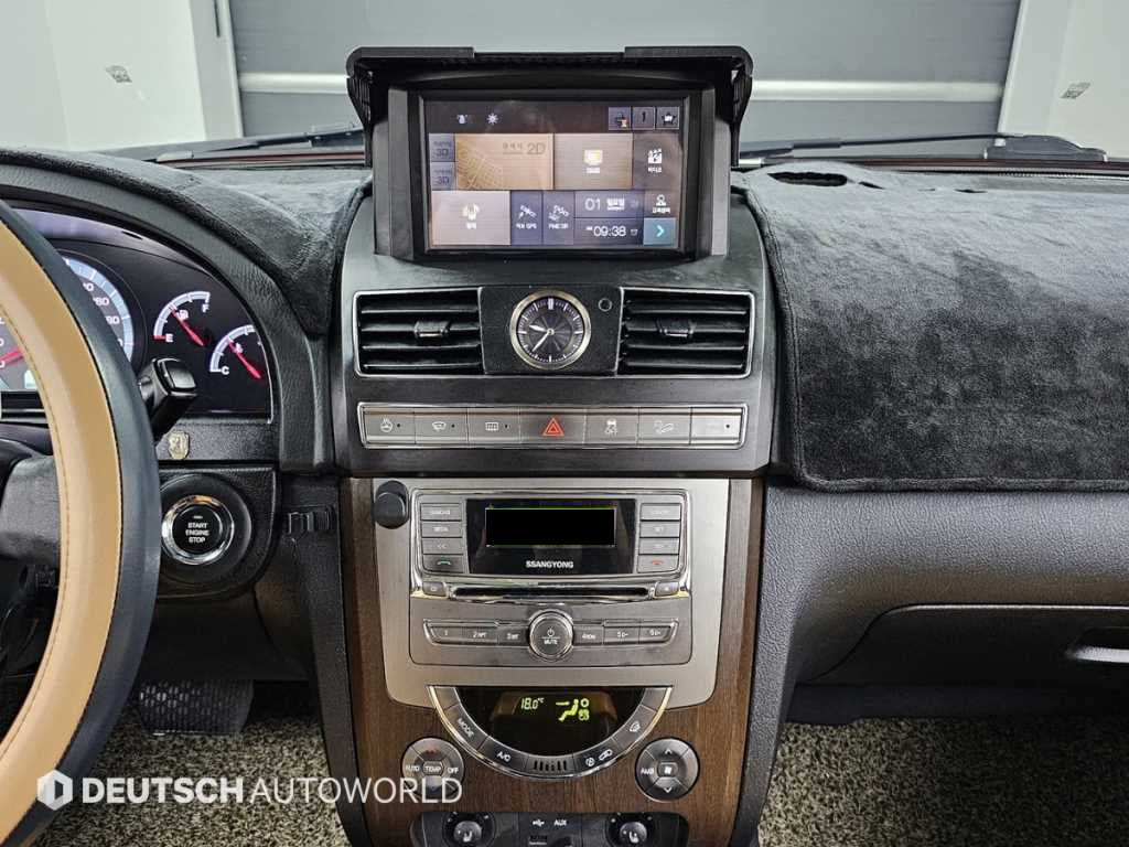 KGM Rexton — photo 14