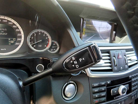 Mercedes-Benz E-Class — photo 10