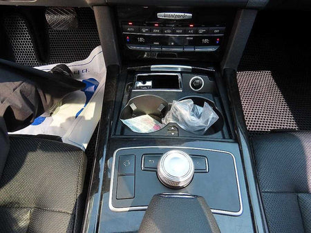 Mercedes-Benz E-Class — photo 12