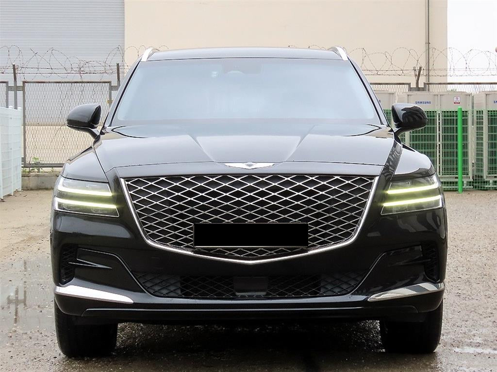 Genesis GV80 — photo 01