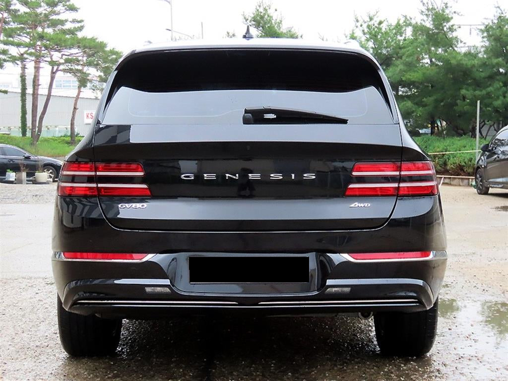 Genesis GV80 — photo 04