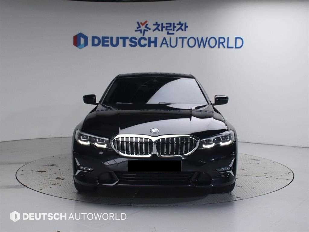 BMW 3-Series — photo 03