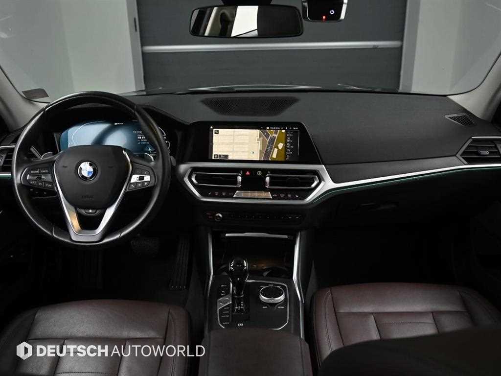 BMW 3-Series — photo 07