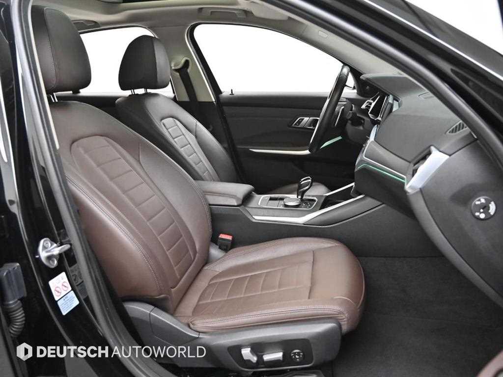 BMW 3-Series — photo 10