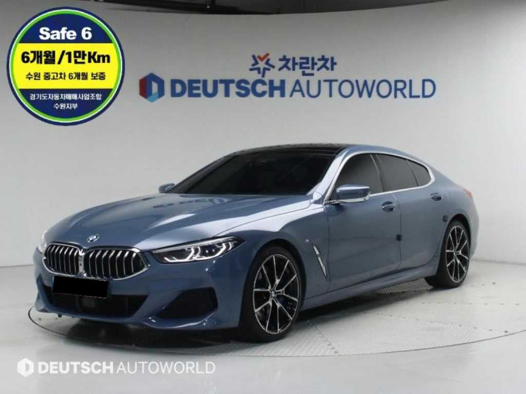 BMW 8-Series — photo 01