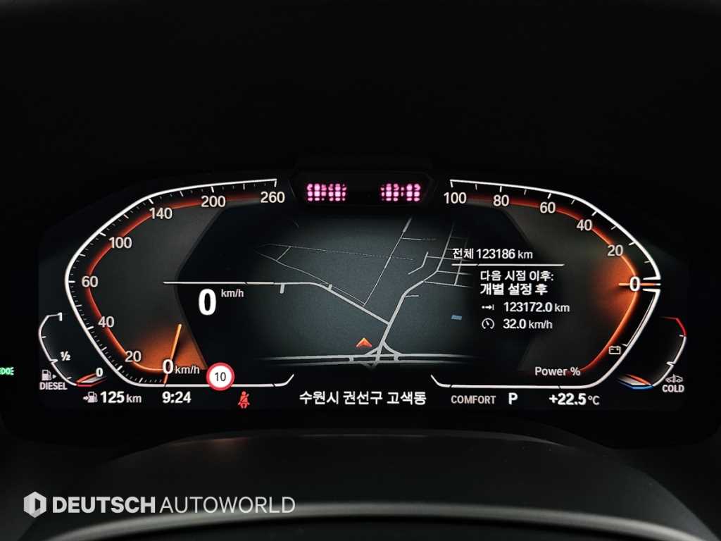 BMW 8-Series — photo 08