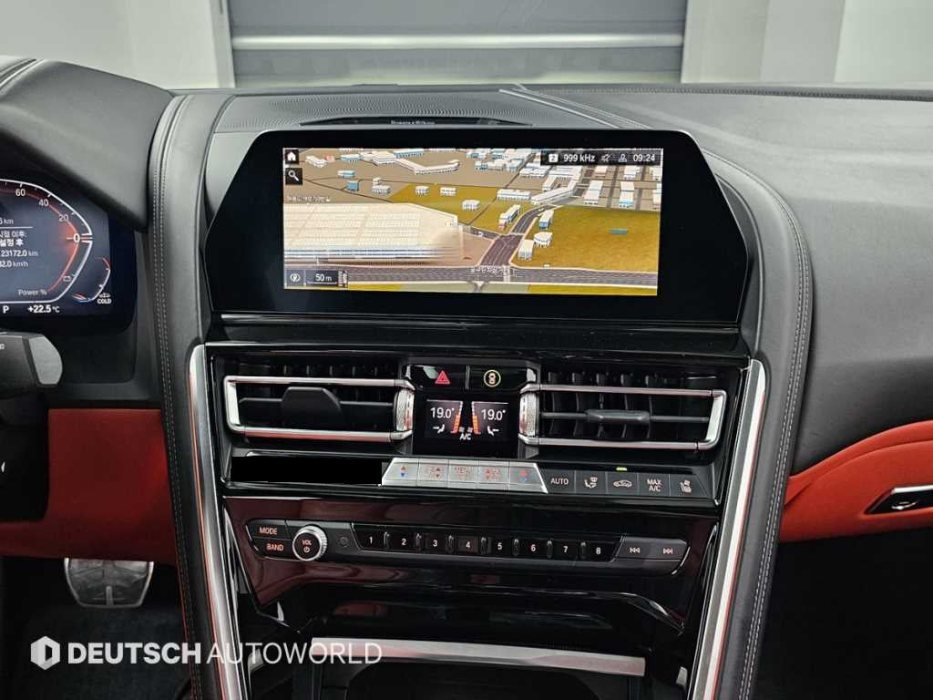 BMW 8-Series — photo 14