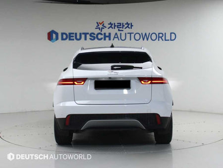 Jaguar E-PACE — photo 04