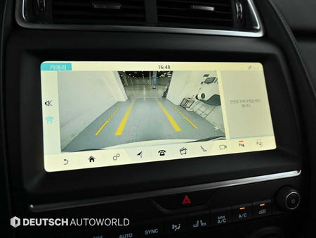 Jaguar E-PACE — photo 15