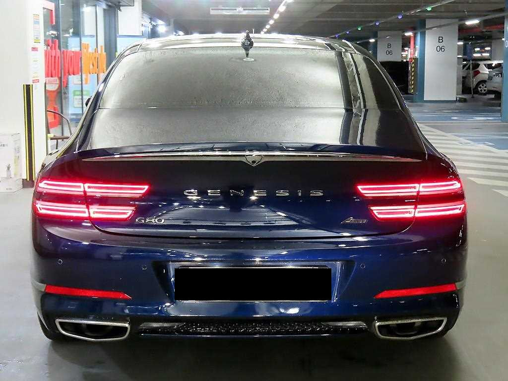 Genesis G80 — photo 05