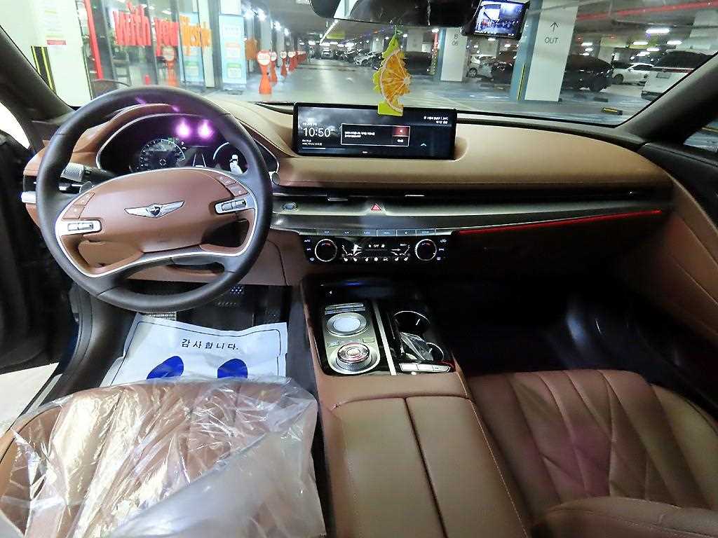 Genesis G80 — photo 10