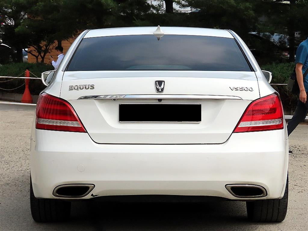 Hyundai Equus — photo 04