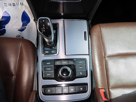 Hyundai Equus — photo 11