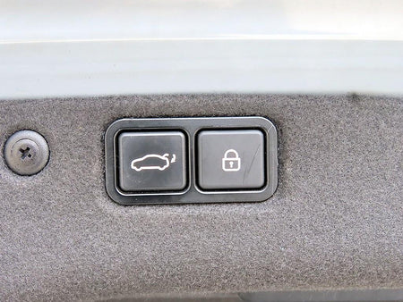 Hyundai Equus — photo 16