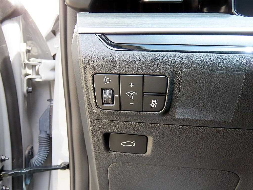 Kia K5 — photo 12