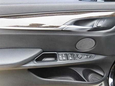 BMW X6 — photo 07