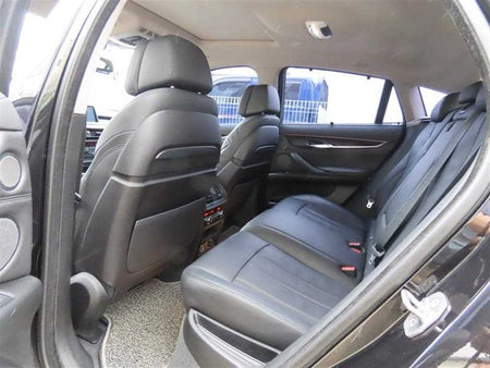 BMW X6 — photo 08