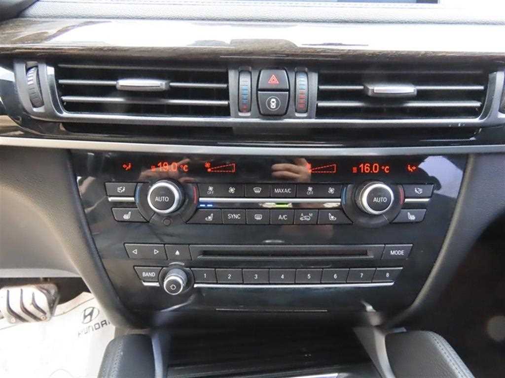 BMW X6 — photo 14