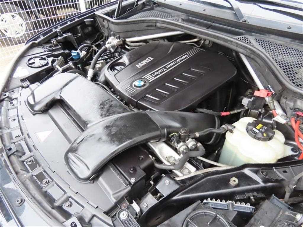 BMW X6 — photo 20