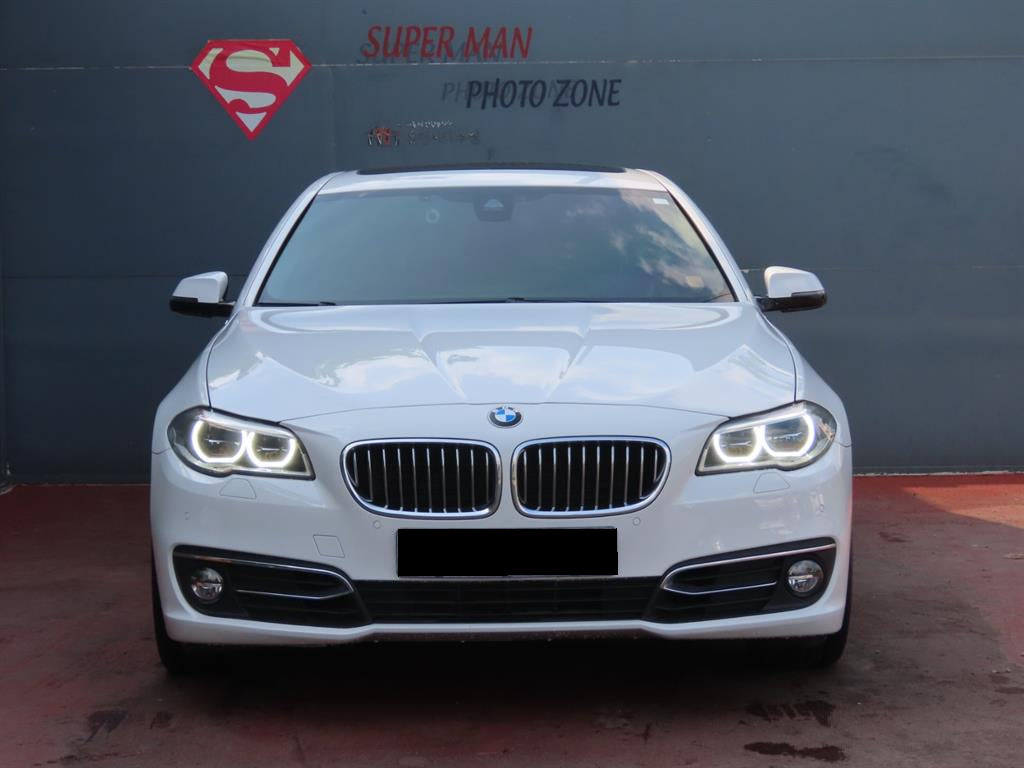 BMW 5-Series — photo 02