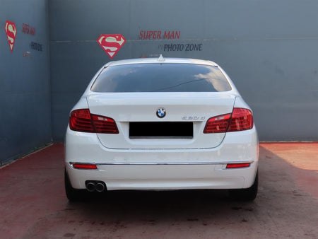 BMW 5-Series — photo 04