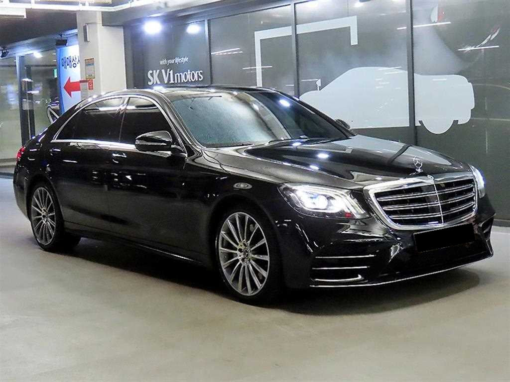 Mercedes-Benz S-Class — photo 01