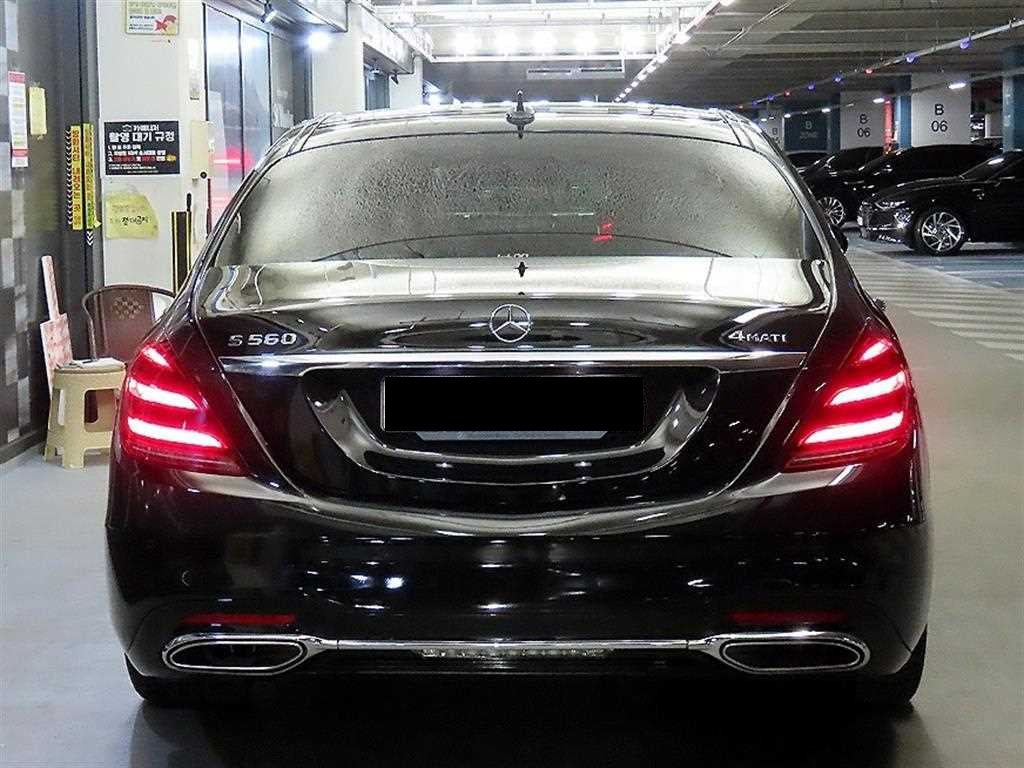 Mercedes-Benz S-Class — photo 05