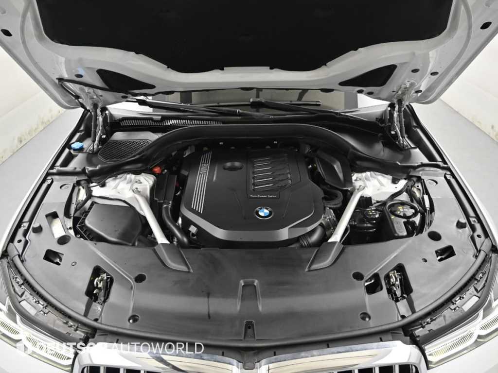 BMW Gran Turismo — photo 06