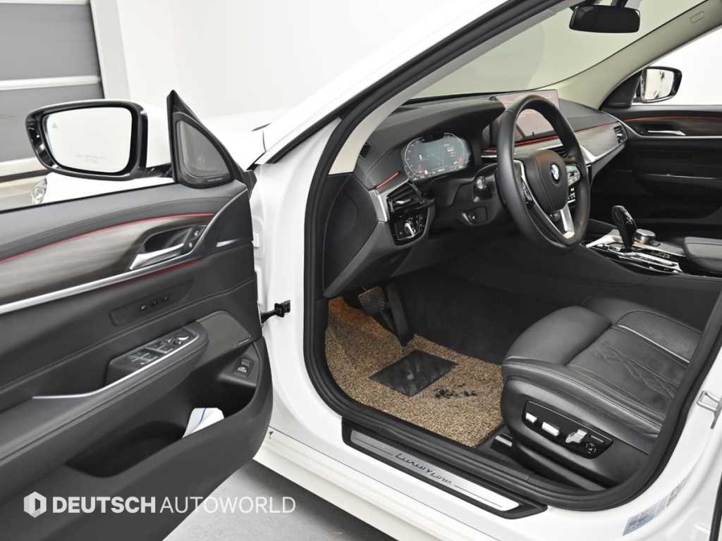 BMW Gran Turismo — photo 11