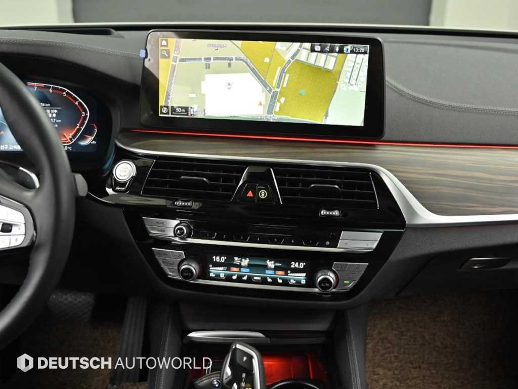 BMW Gran Turismo — photo 14
