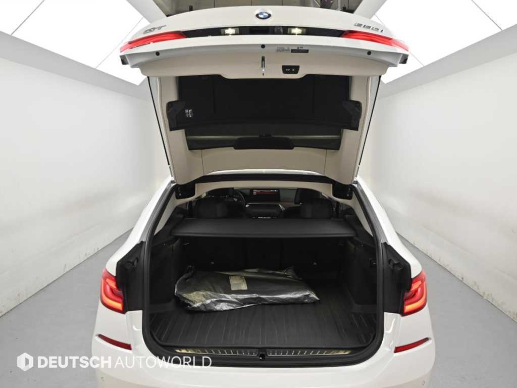 BMW Gran Turismo — photo 19