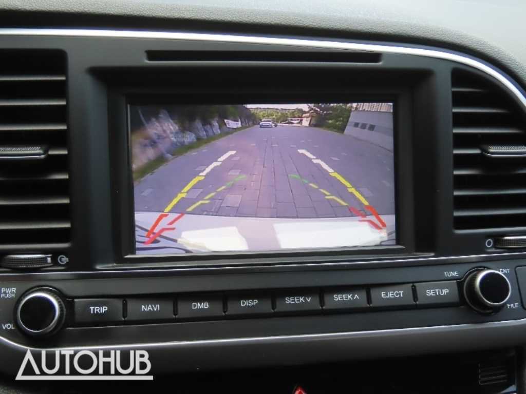 Hyundai Avante — photo 10