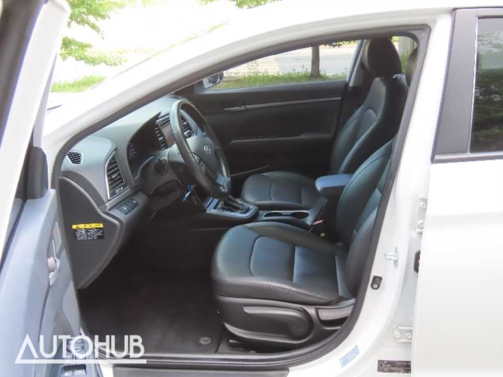 Hyundai Avante — photo 14