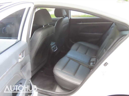 Hyundai Avante — photo 15