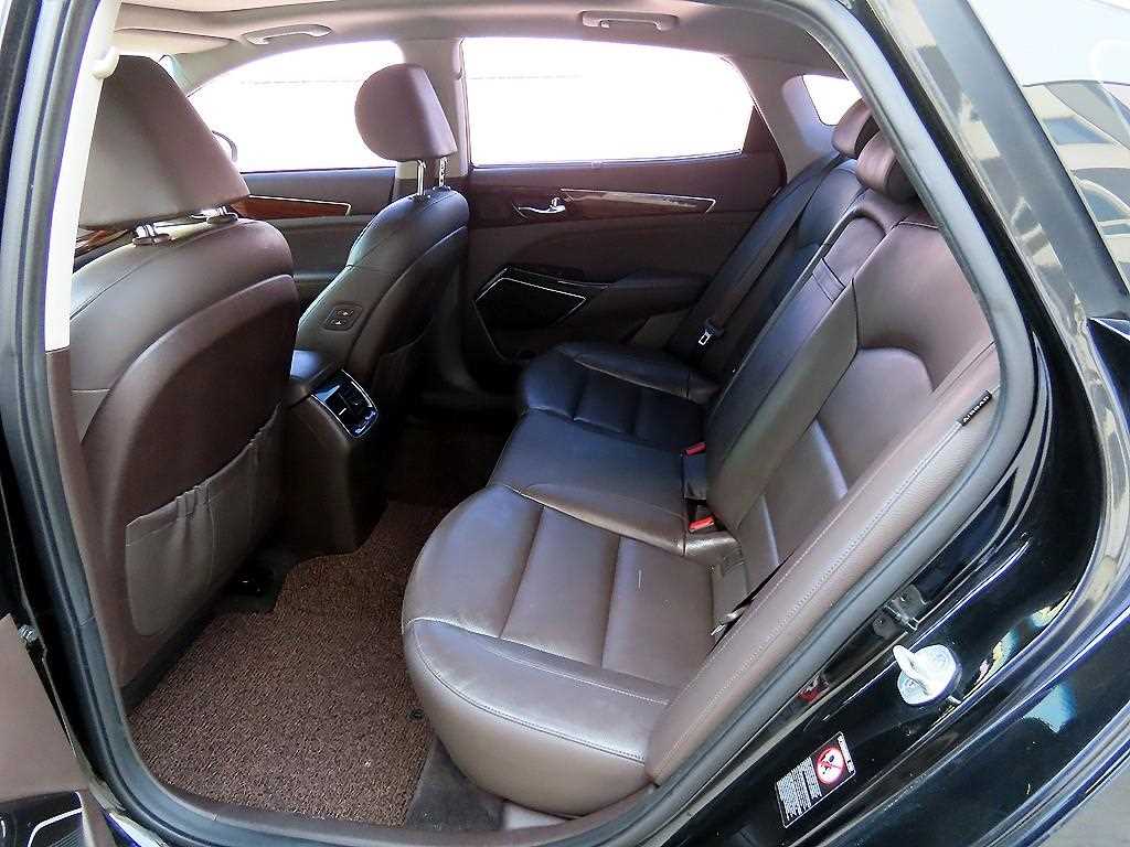 Kia K7 — photo 06