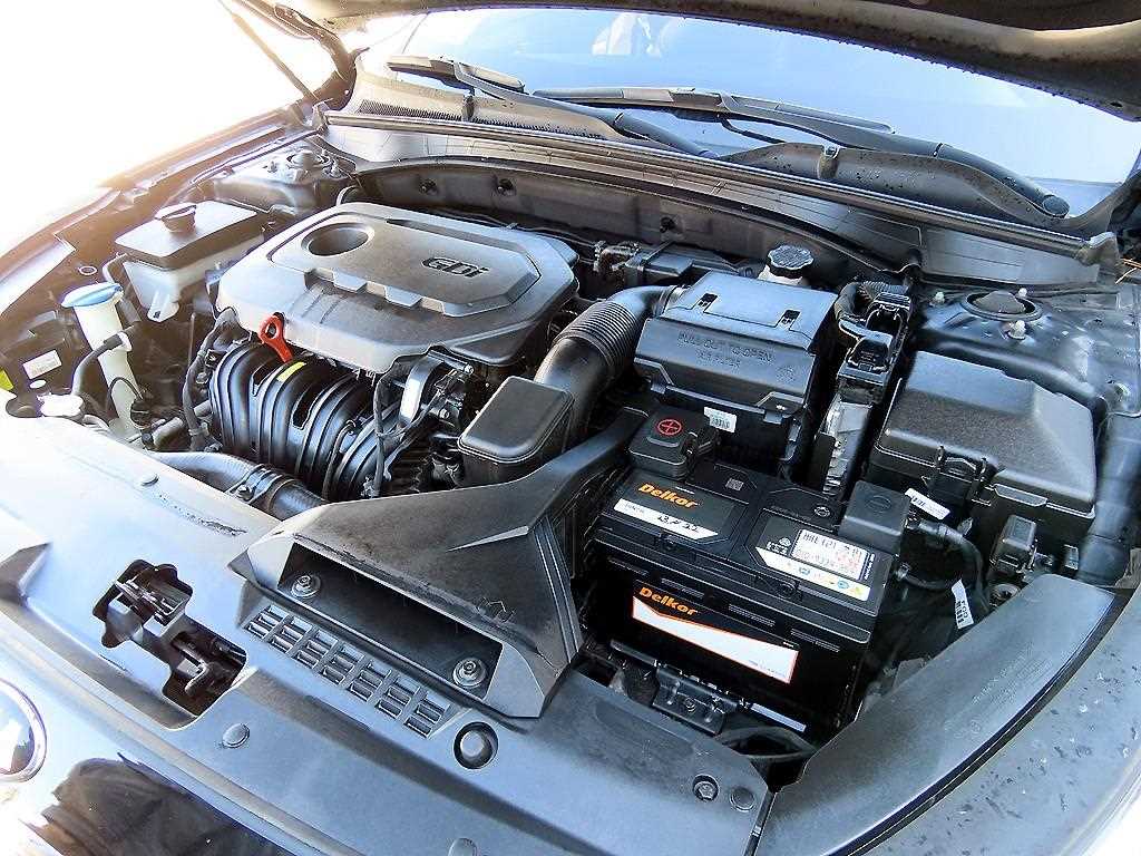 Kia K7 — photo 19