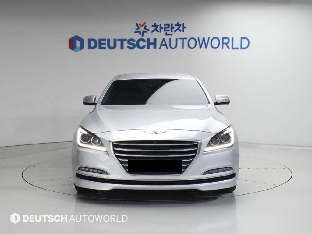 Hyundai Genesis — photo 03